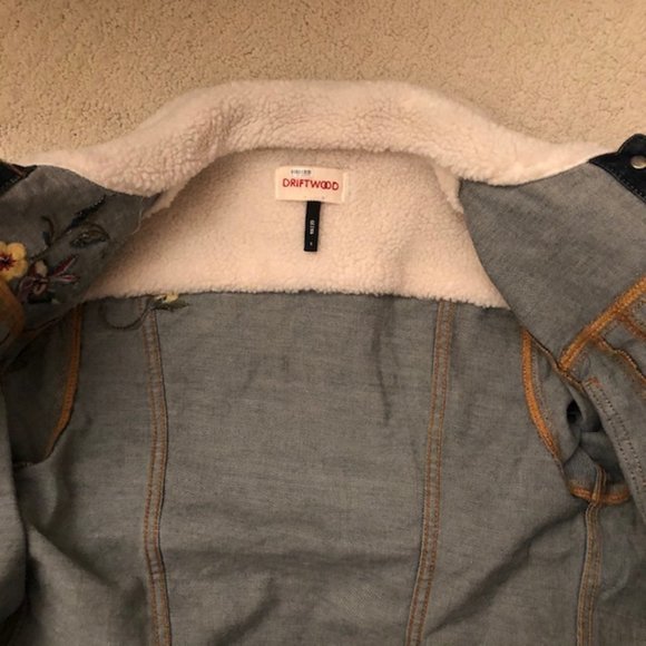Driftwood Geena Denim Jacket Sherpa Collar EUC - Picture 9 of 9